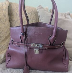 Burgundy fashion Purse